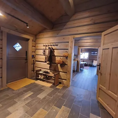 Banseterlodgen Nyaraló Favang